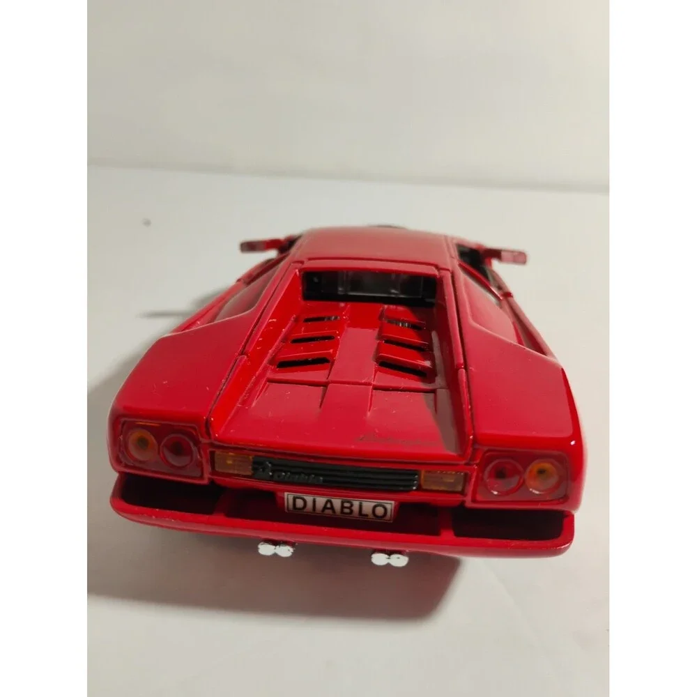 Welly 1:24 Lamborghini Diablo Red NO 9374
